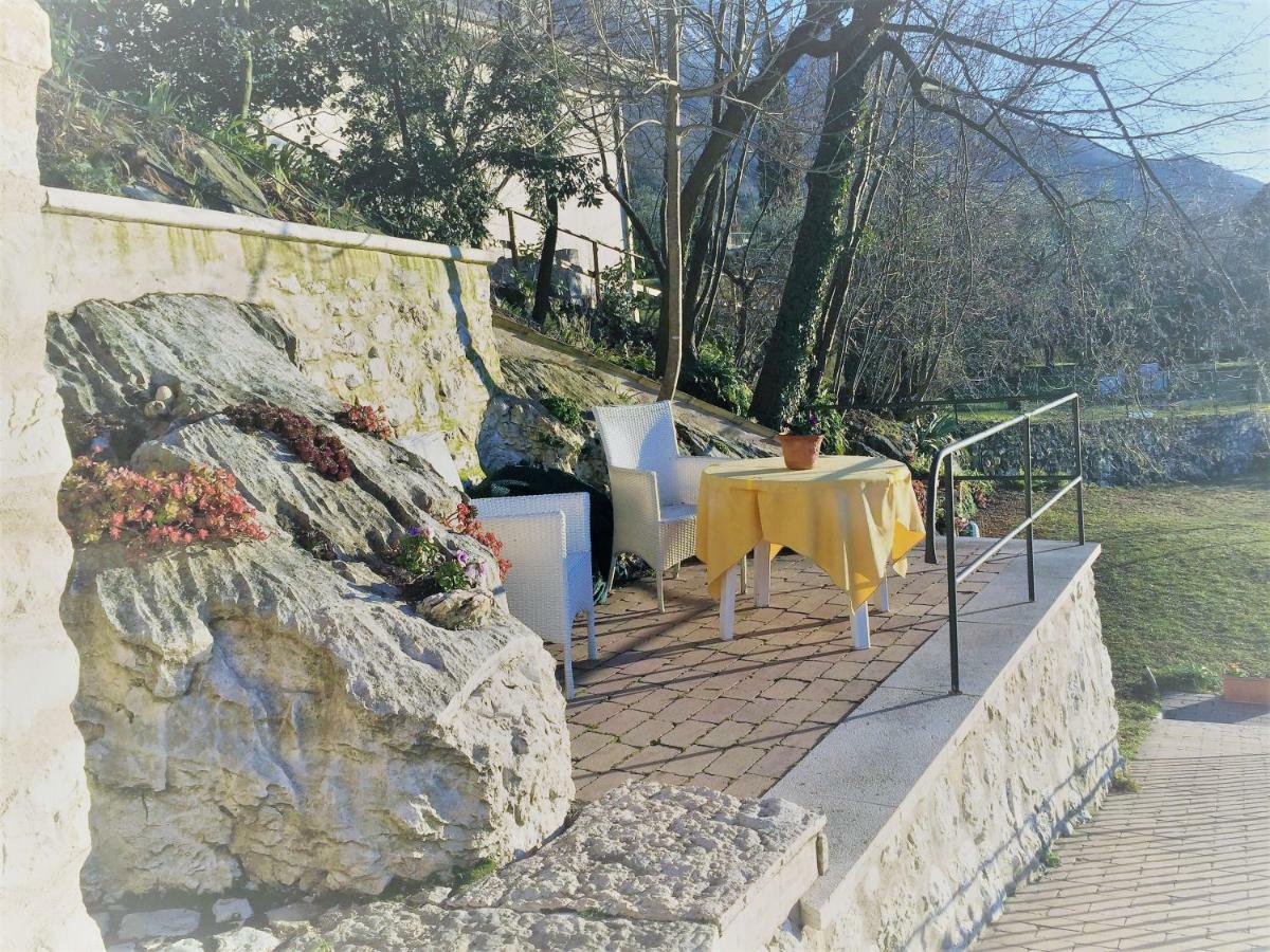 Ferienwohnung Mansardino Malcesine Exterior foto